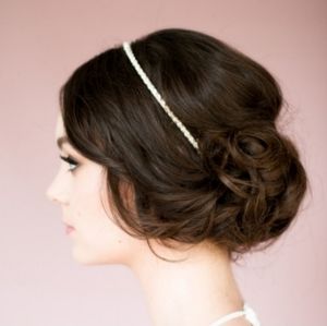 🆕Simply Elegant Bridal Pearl Headband